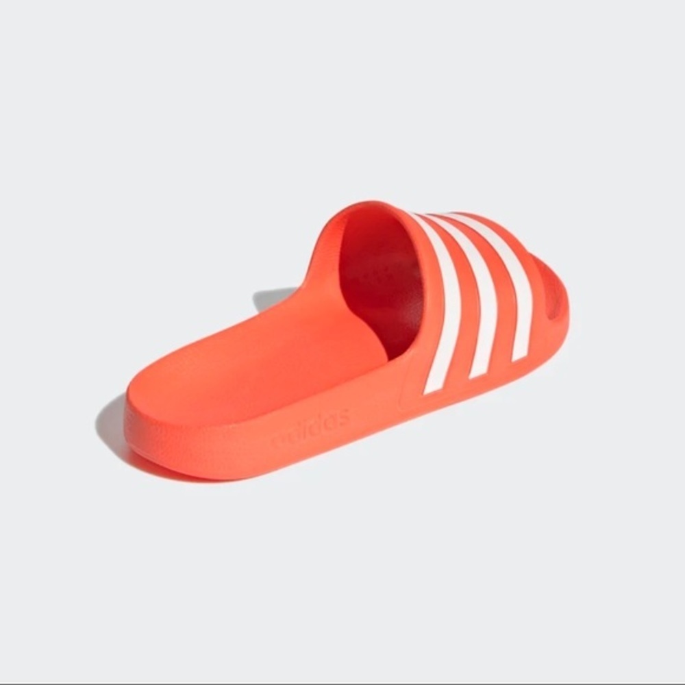 New adidas Adilette Aqua Slides Women's Red​ - Picture 5 of 9